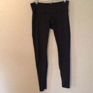 Lululemon size 8 leggings